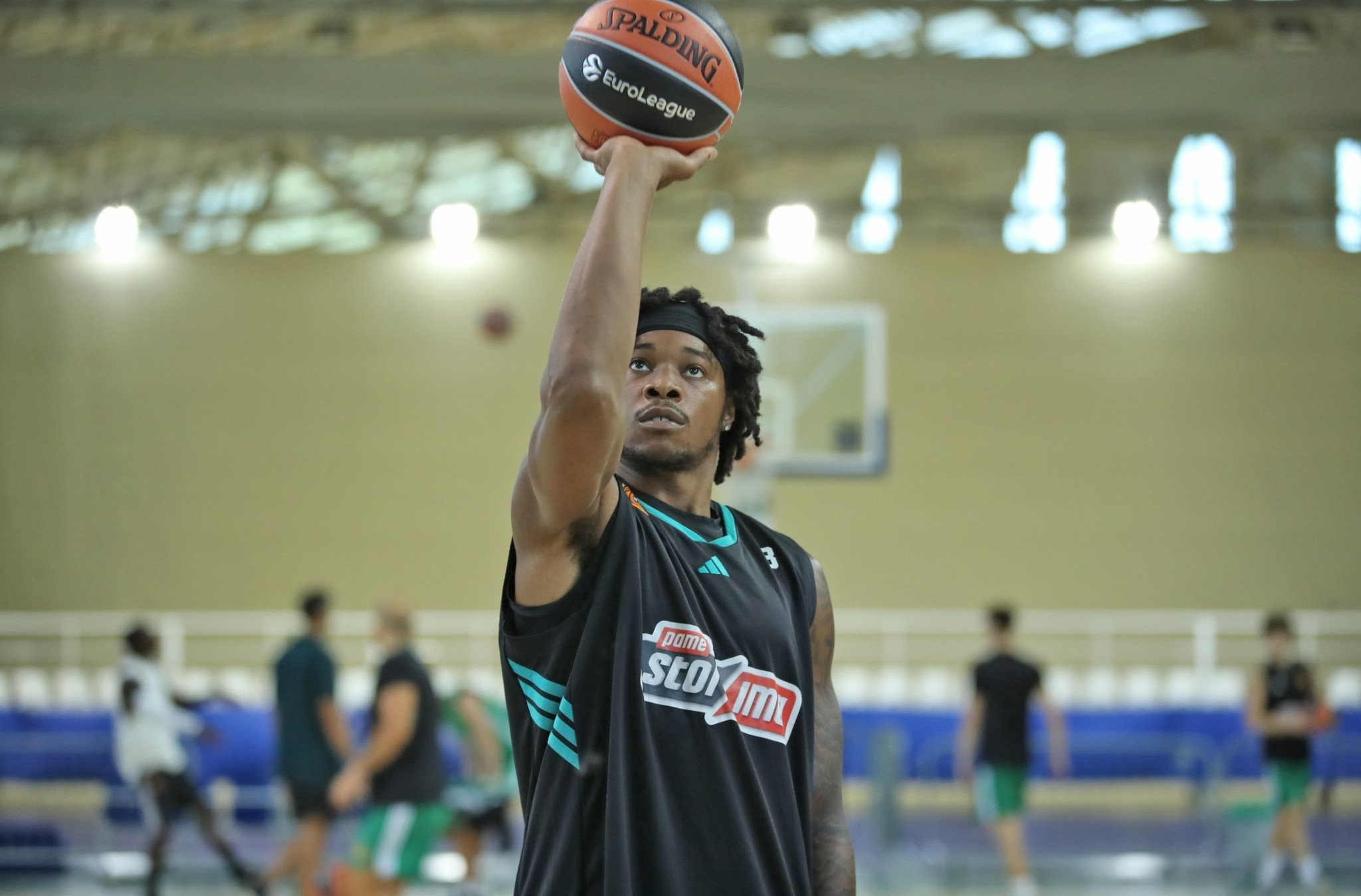 Χολμς: «Μου ταιριάζει η Ευρώπη, θα κάνω τα πάντα για το 8ο αστέρι»