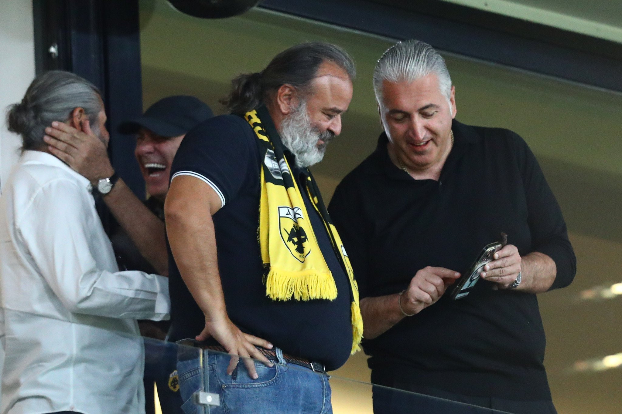 O Μπούσης ξανά στη Νέα Φιλαδέλφεια για να δει την ΑΕΚ, στη σουίτα του Μελισσανίδη