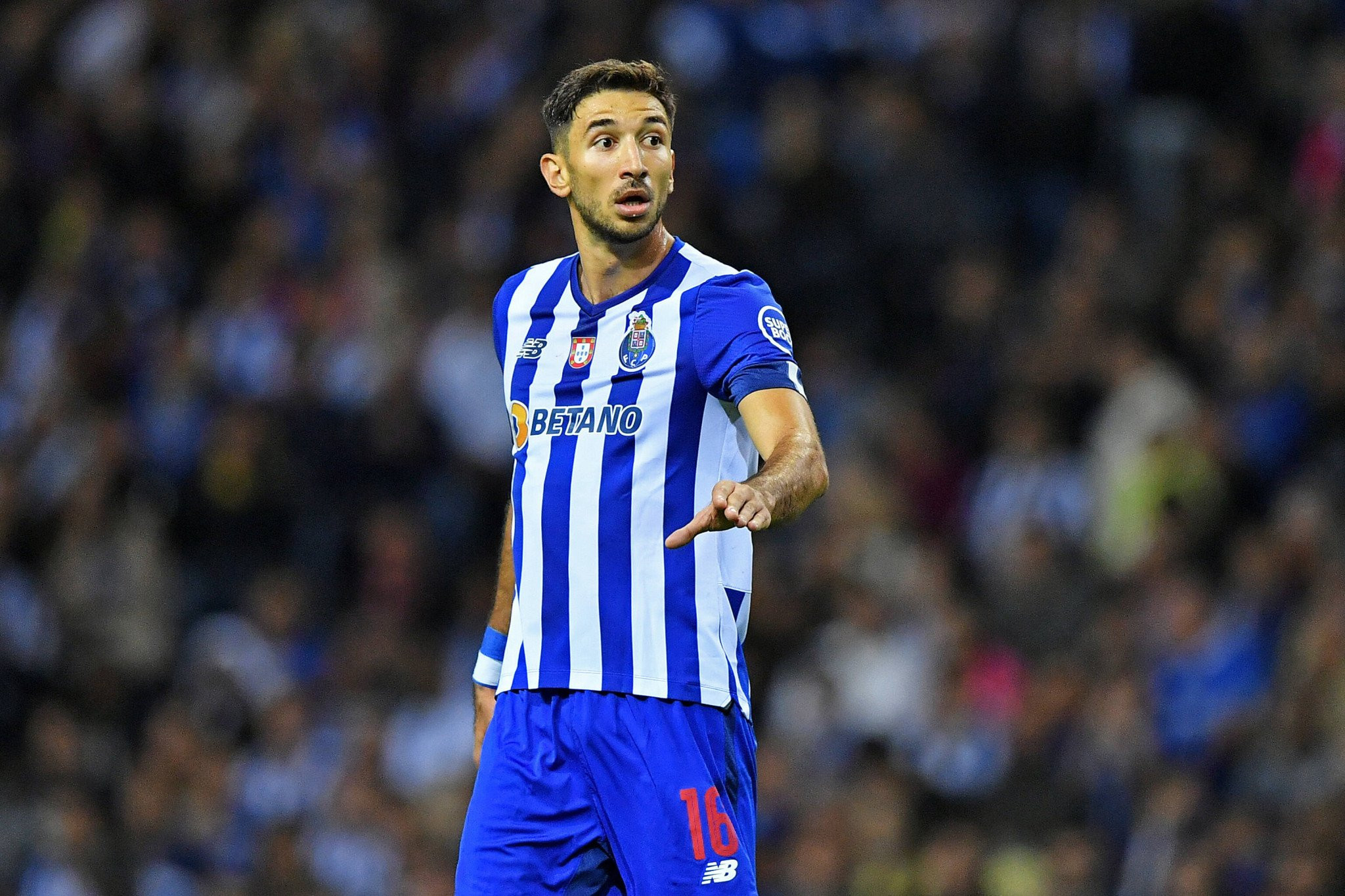 Κλείνει Γκρούγιτς η ΑΕΚ - Σήμερα στην Αθήνα ο παίκτης