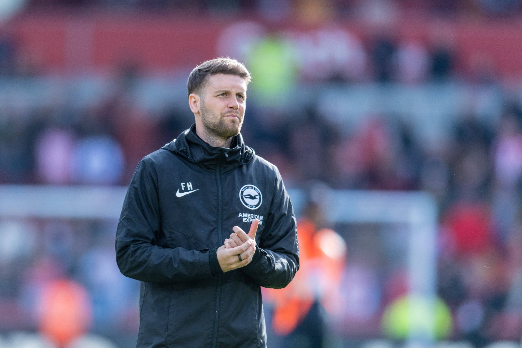 Προπονητής Μπράιτον: «Διαφορετικές περιπτώσεις Τζίμας και Κωστούλας - Λίγο πιο μπροστά ο Στέφανος»