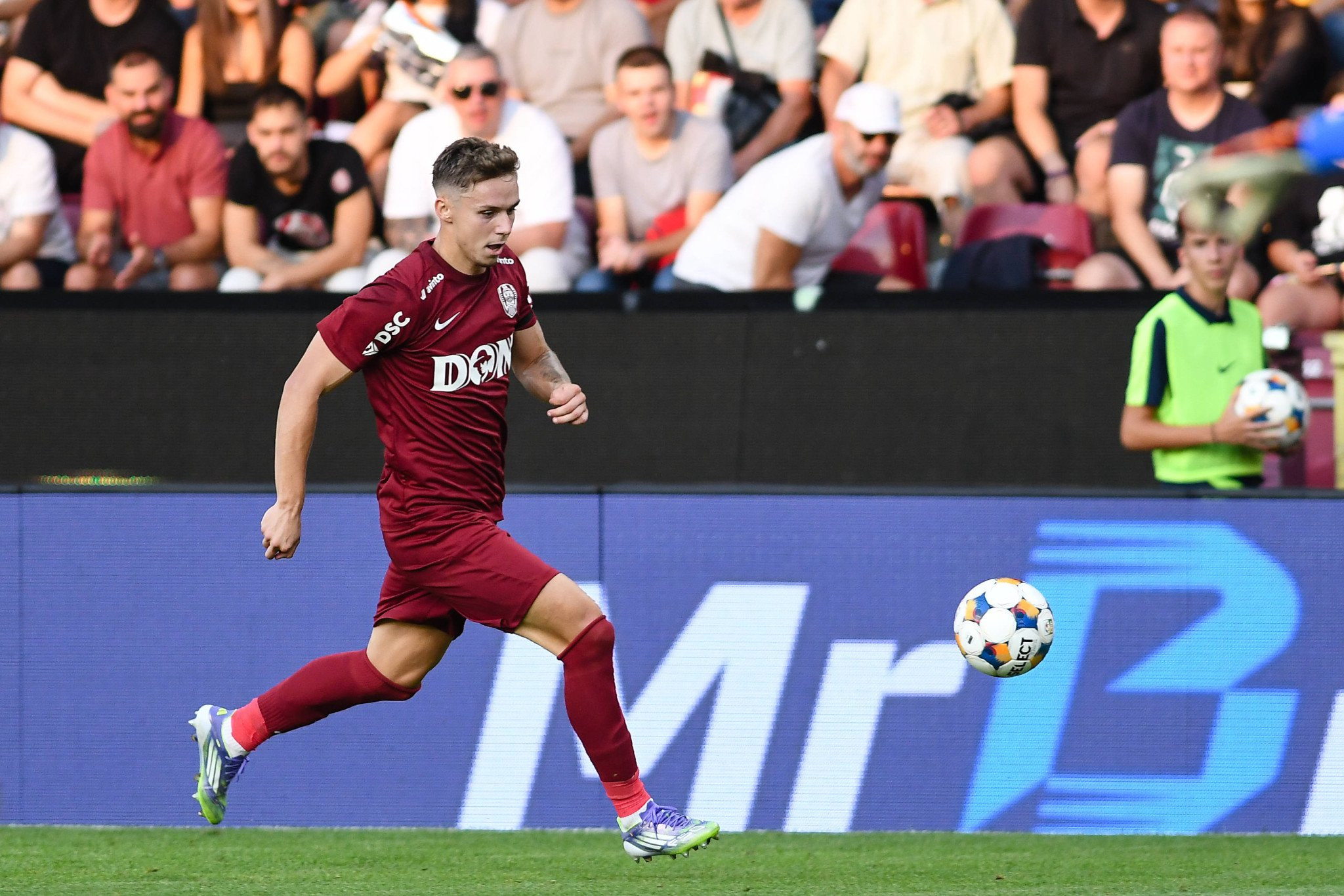 «Ο Ολυμπιακός τσεκάρει τον πρώτο σκόρερ του περσινού ρουμάνικου πρωταθλήματος»