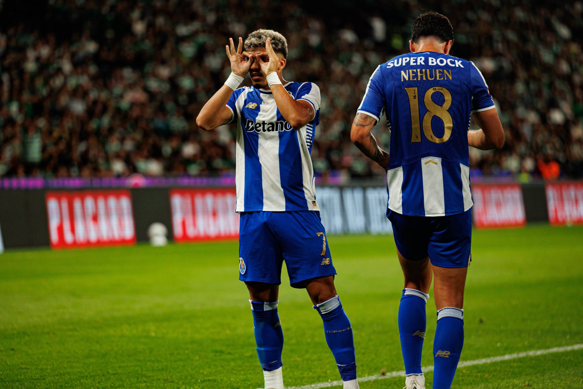 «Διπλό» της Πόρτο στο «Ζοσέ Αλβαλάδε» υπό το βλέμμα του Ιωαννίδη - Επαιξε ο Βαγιαννίδης