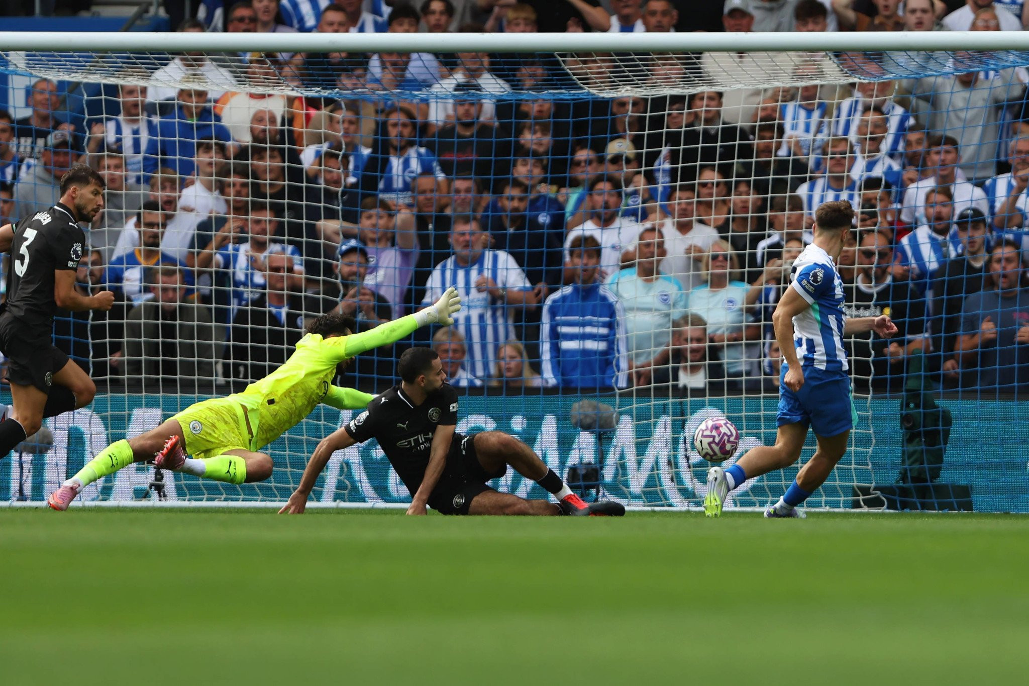 Μεγάλη ανατροπή για την Μπράιτον που υπέταξε την Σίτι - Βαριά εντός έδρας ήττα για Νότιγχαμ