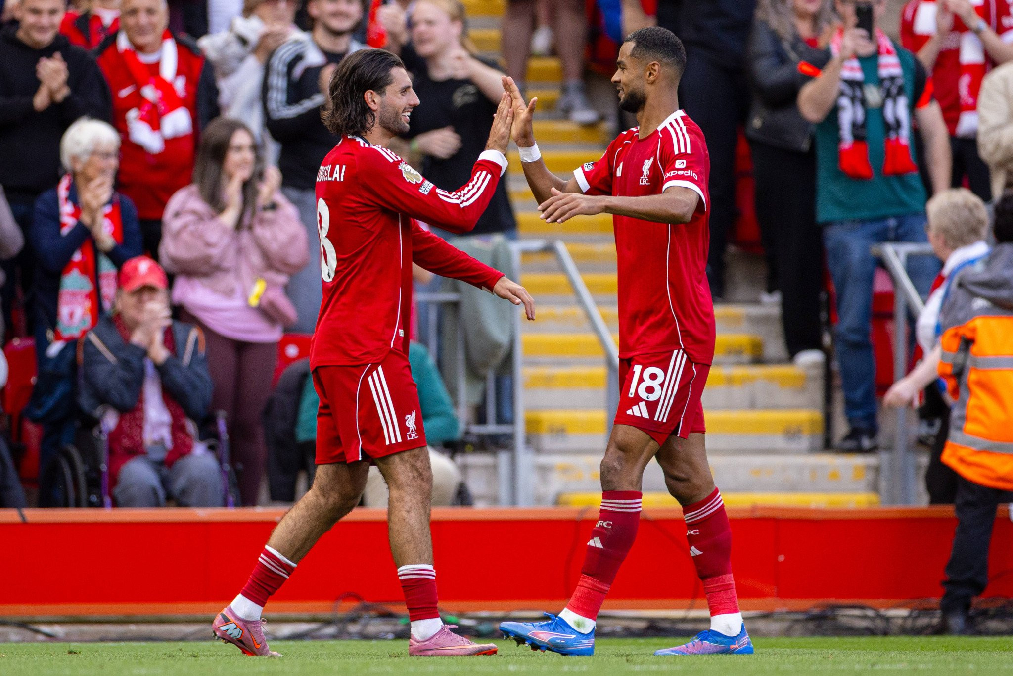 Λήξη «συναγερμού» στη Λίβερπουλ: Κανένα πρόβλημα με Σομποσλάι, πιθανόν να αγωνιστεί με την Τότεναμ