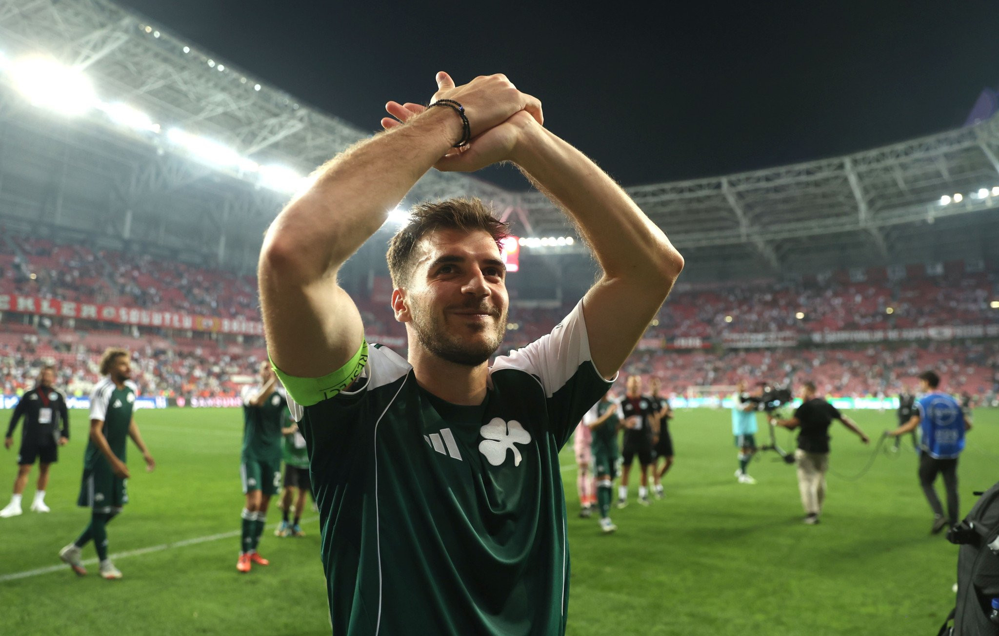 Συγκινημένος στο αντίο του ο Ιωαννίδης: «Εις το επανιδείν επειδή το πιστεύω»