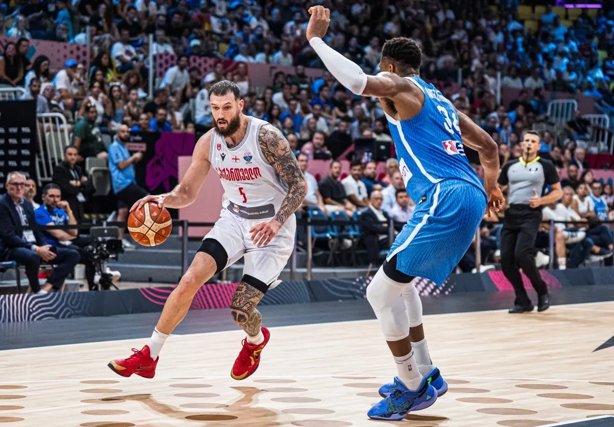 Άμυνα-μπετό: Η Εθνική έκανε τους Μαμουκελασβίλι και Σενγκέλια να... δεινοπαθήσουν