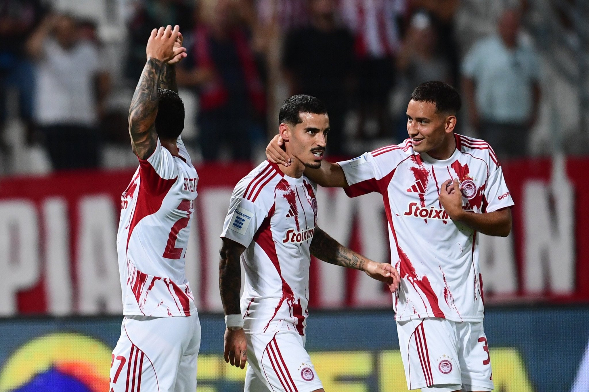 Στην 54η θέση ο Ολυμπιακός - Που βρίσκονται Παναθηναϊκός, ΠΑΟΚ, ΑΕΚ και Άρης στην παγκόσμια κατάταξη