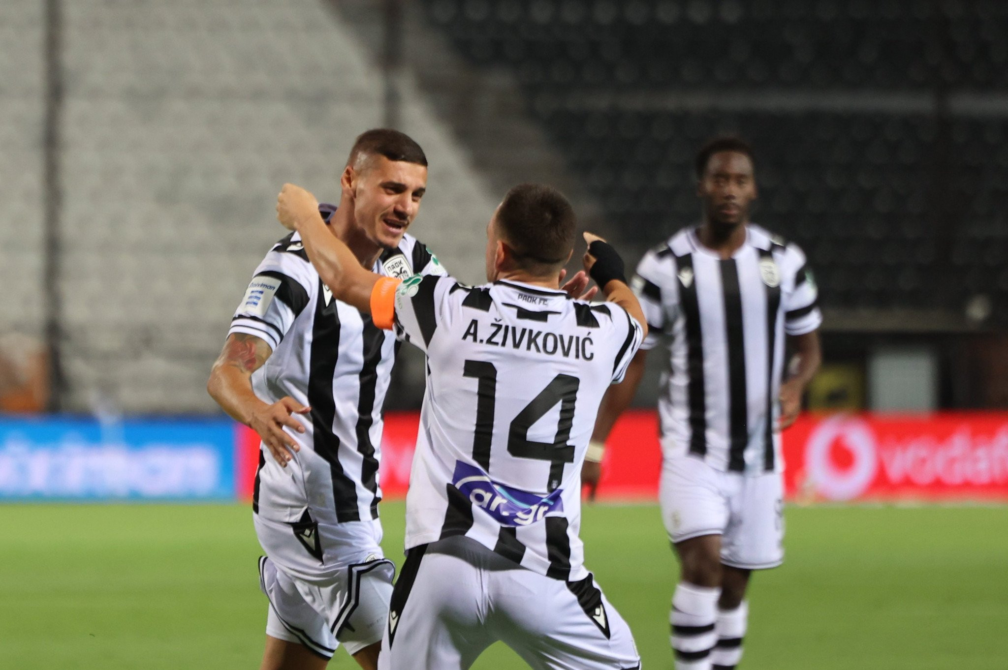 Ο Ντεσπόντοφ «έλυσε» τον γόρδιο δεσμό και ο ΠΑΟΚ «λύγισε» την ΑΕΛ