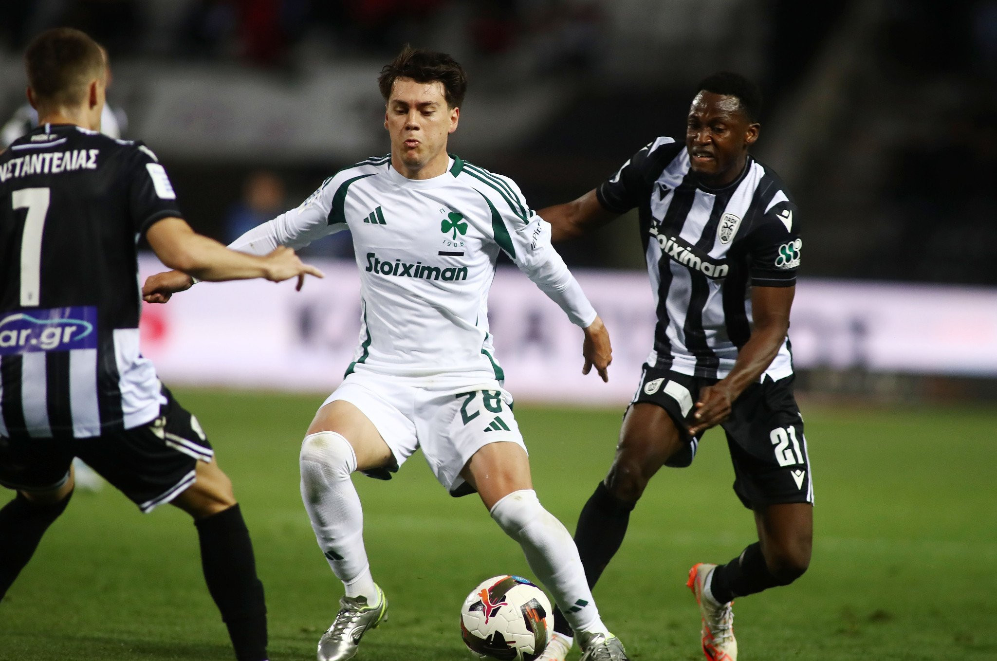 Γιατί ο ΠΑΟΚ παίρνει περισσότερα χρήματα από τον Παναθηναϊκό στο Europa League