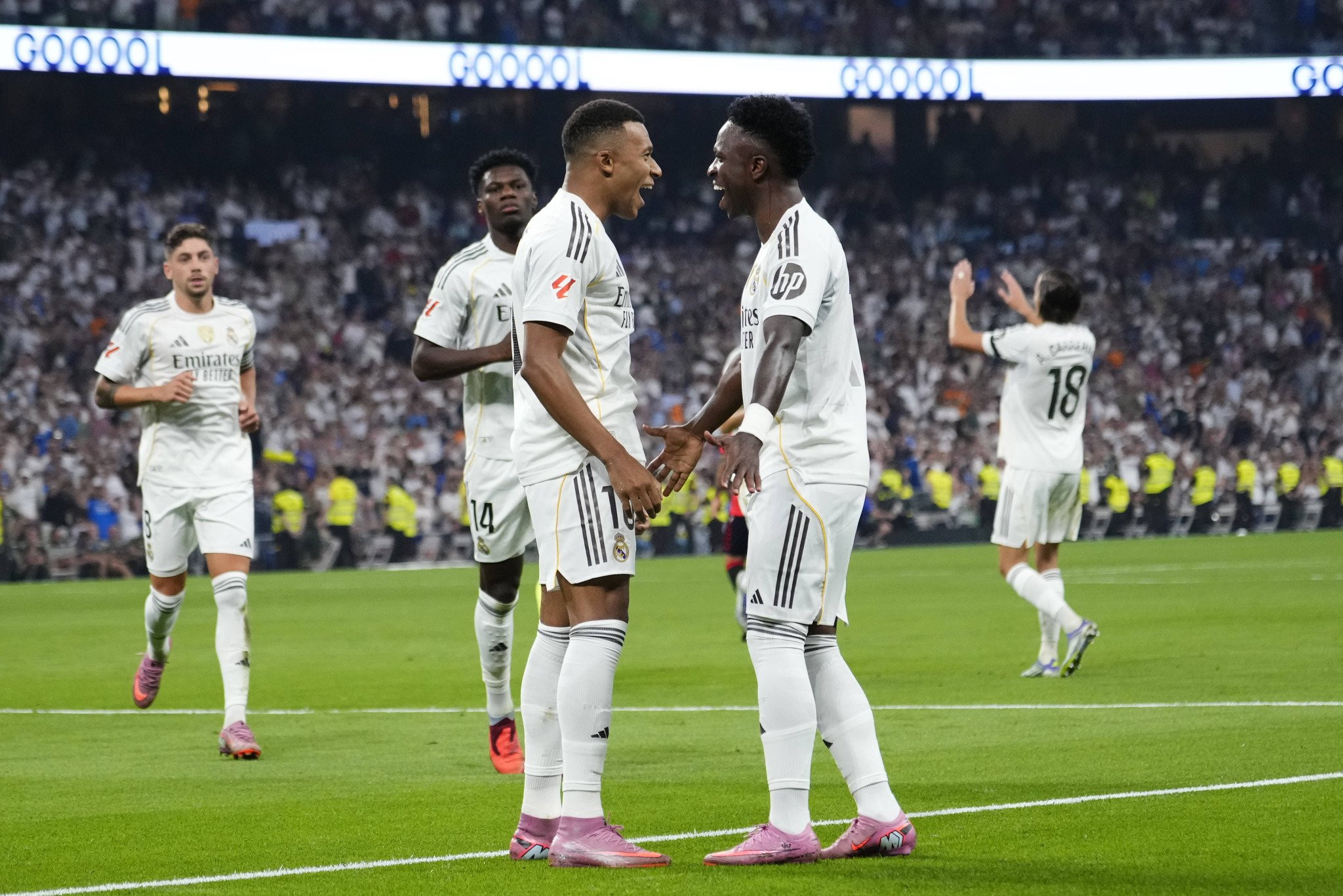 Πού θα δείτε την πρεμιέρα του Champions League με Ρεάλ Μαδρίτης, Άρσεναλ και Γιουβέντους