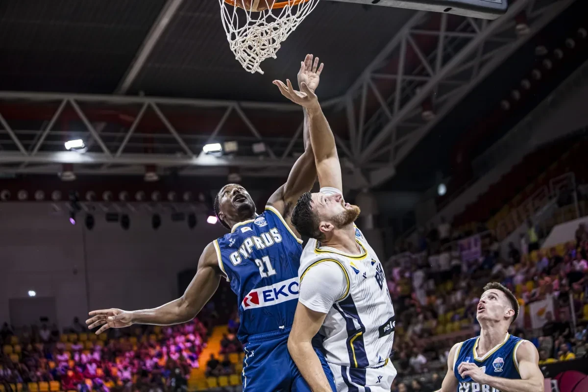 Ο Γουίλις... έβαλε στο καλάθι τον Αλιμπέγκοβιτς και τρέλανε το «Σπύρος Κυπριανού» (video)