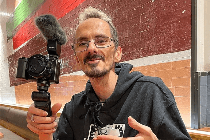 Δύο πασίγνωστοι ποδοσφαιριστές κατηγορούνται για τον αιφνίδιο θάνατο Γάλλου streamer