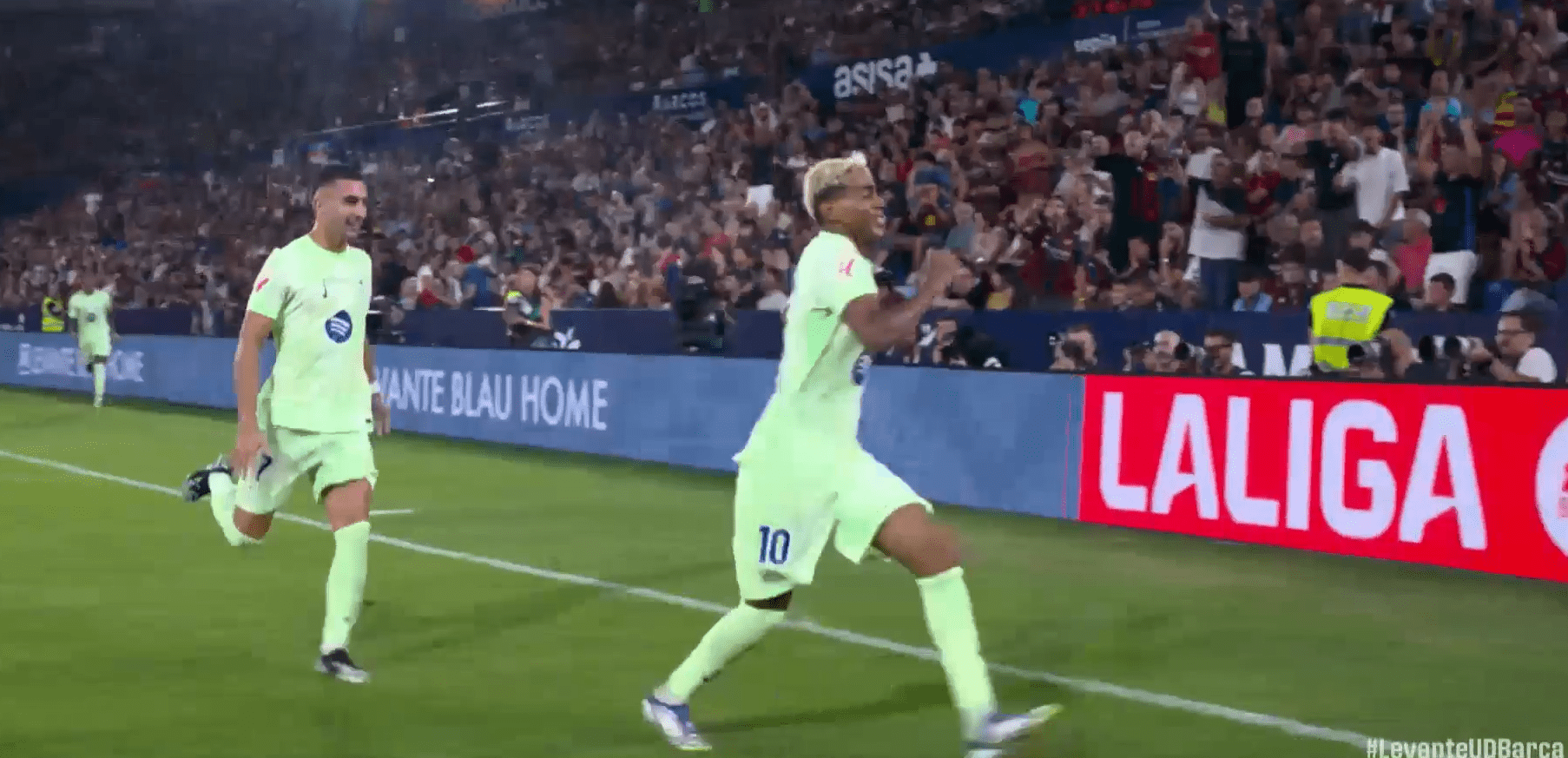 Επική ανατροπή κι απόδραση για την Μπαρτσελόνα από την έδρα της Λεβάντε