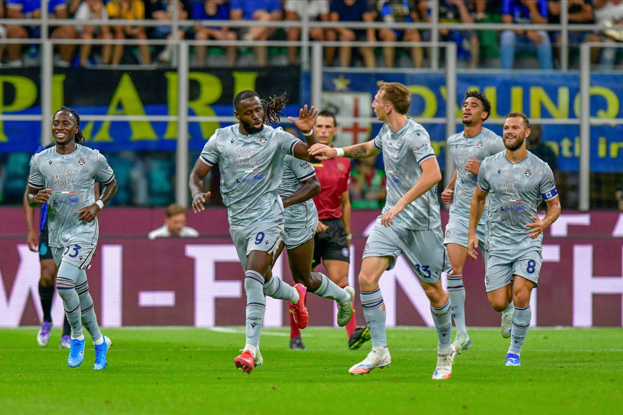 Σπουδαίο διπλό της Ουντινέζε στην έδρα της Ίντερ - Άνετα η Λάτσιο, τρίποντο για τη Γιουβέντους