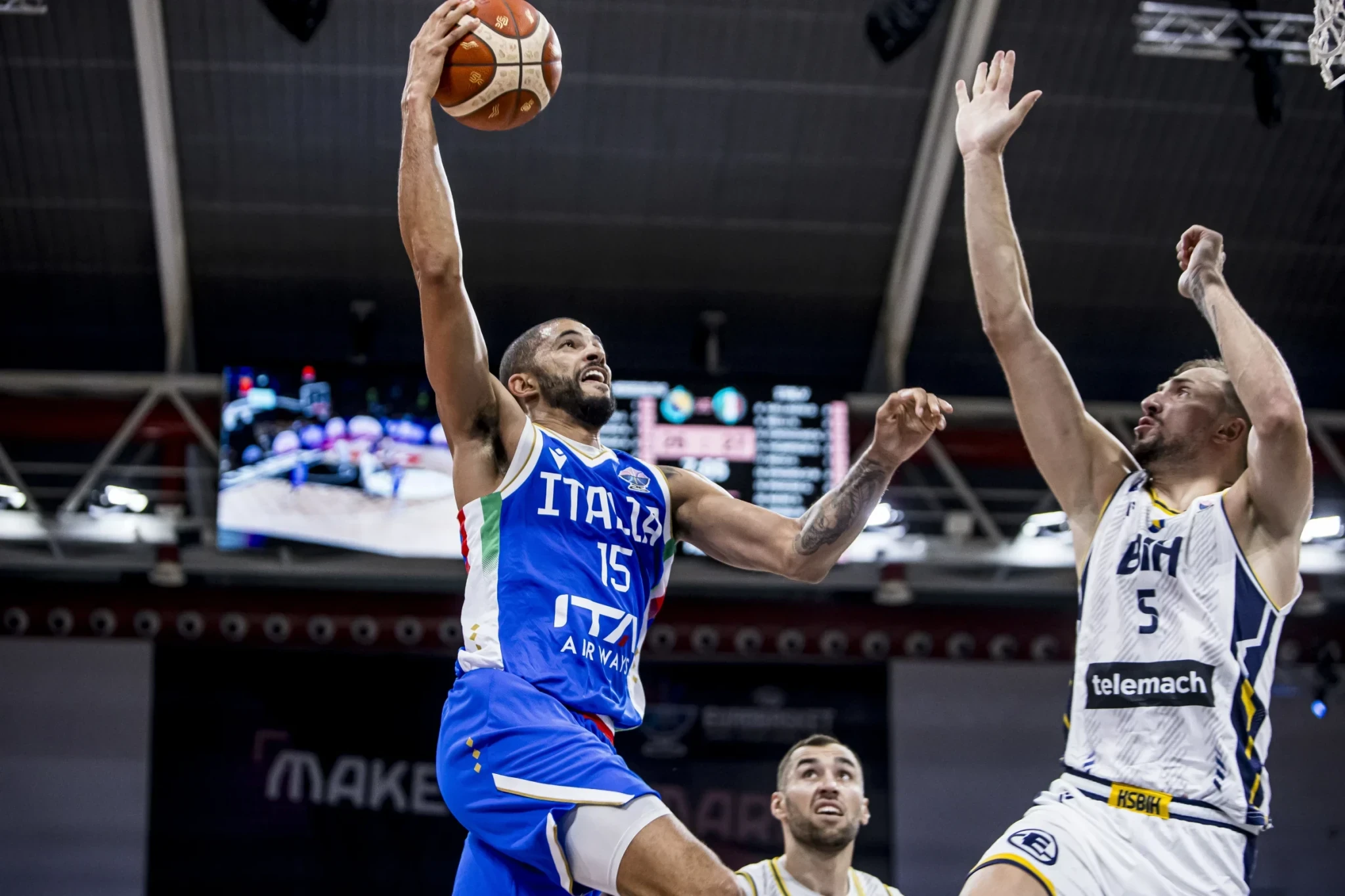 Ο Ντάριους Τόμπσον αποθεώνει τον Φοντέκιο στο Athletiko: «Τέτοιες εμφανίσεις σε κάνουν... φαν του»