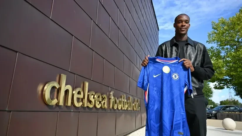 Η μεταγραφική περίοδος μόλις τελείωσε, αλλά η Τσέλσι ανακοίνωσε νέο επιθετικό