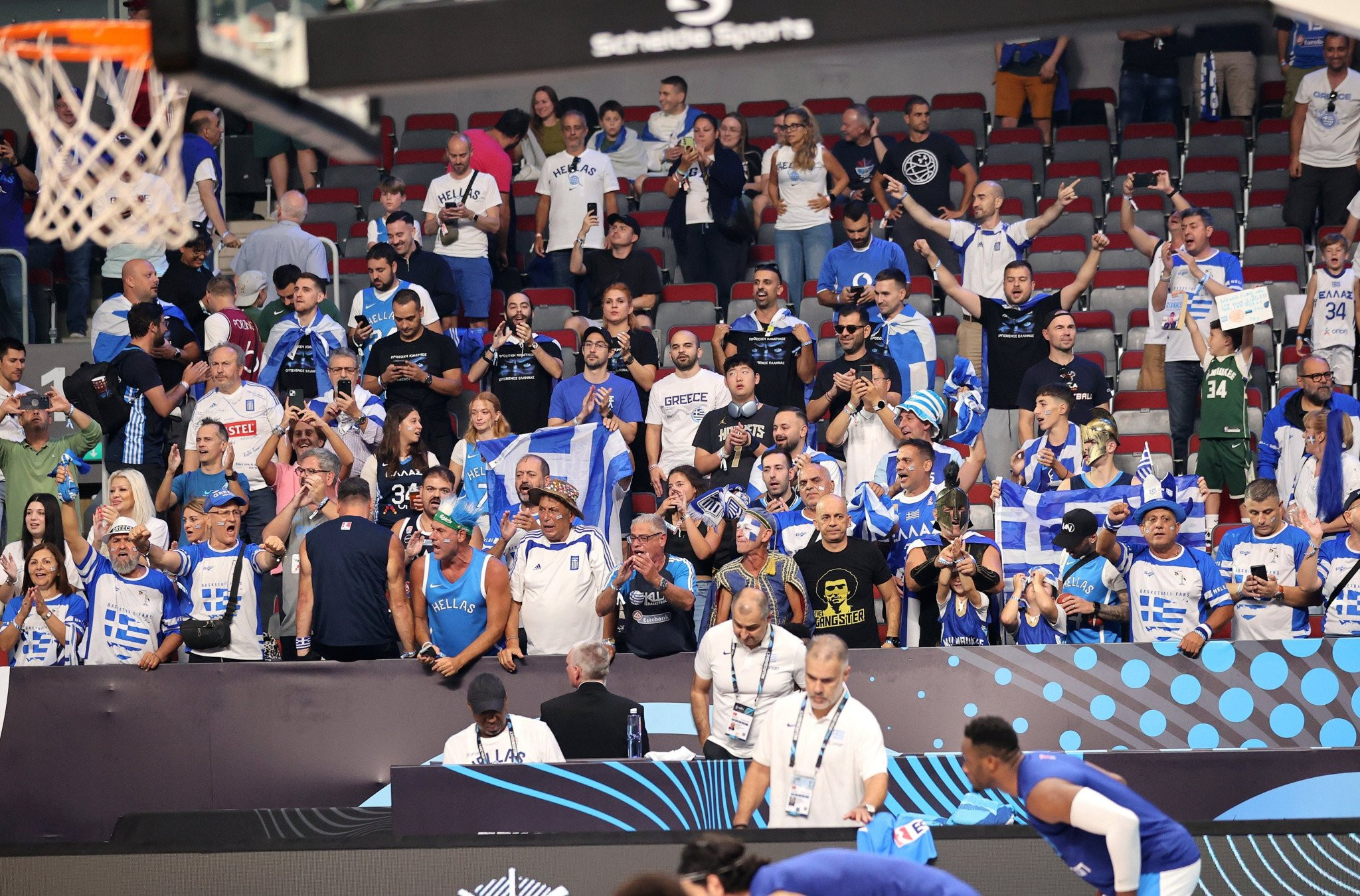 Δυναμική παρουσία από τους Έλληνες στην Xiaomi Arena