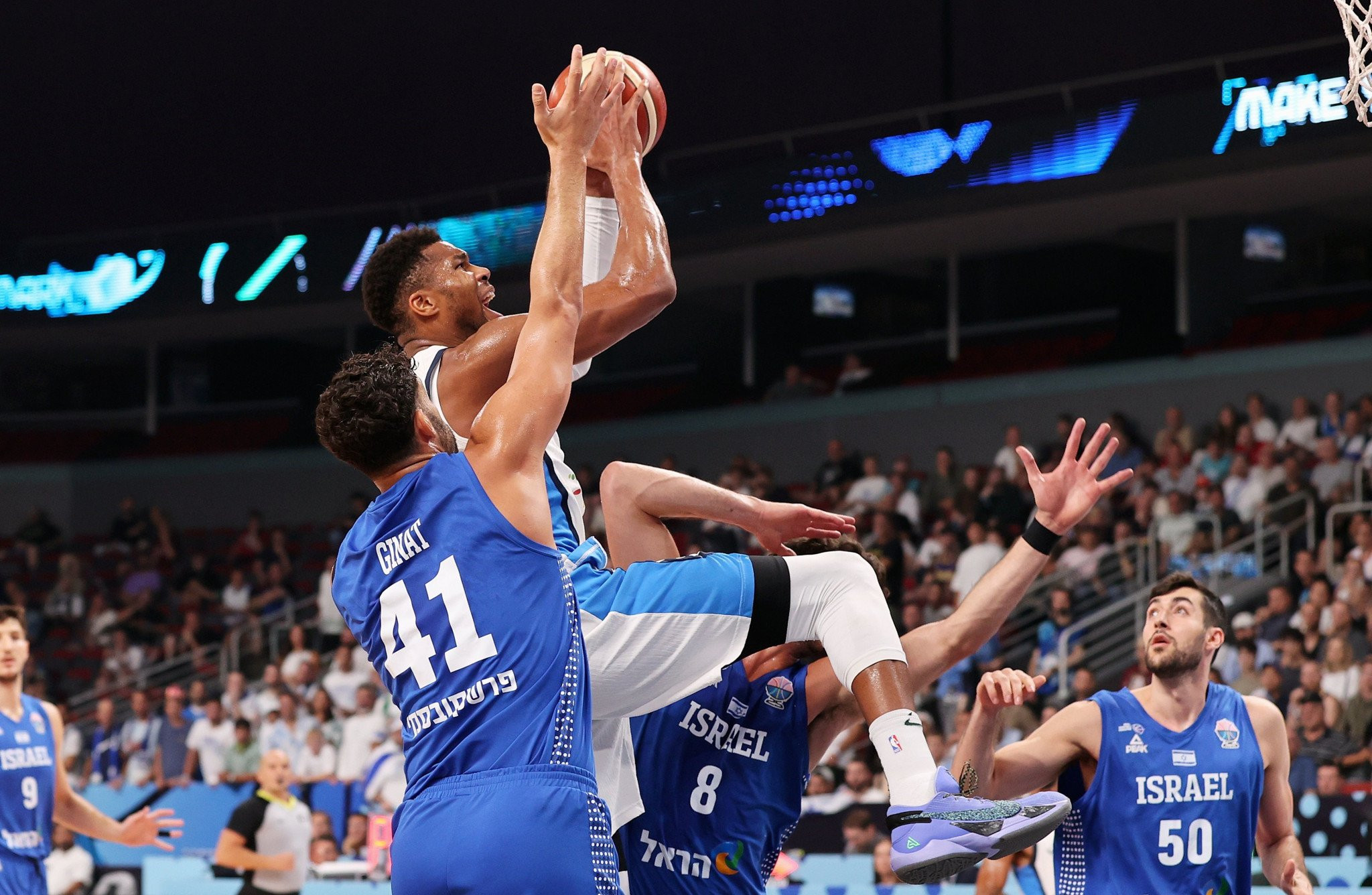 Το «ειδικό» play του Σπανούλη που ολοκληρώθηκε με buzzer-beater κάρφωμα του Γιάννη (video)