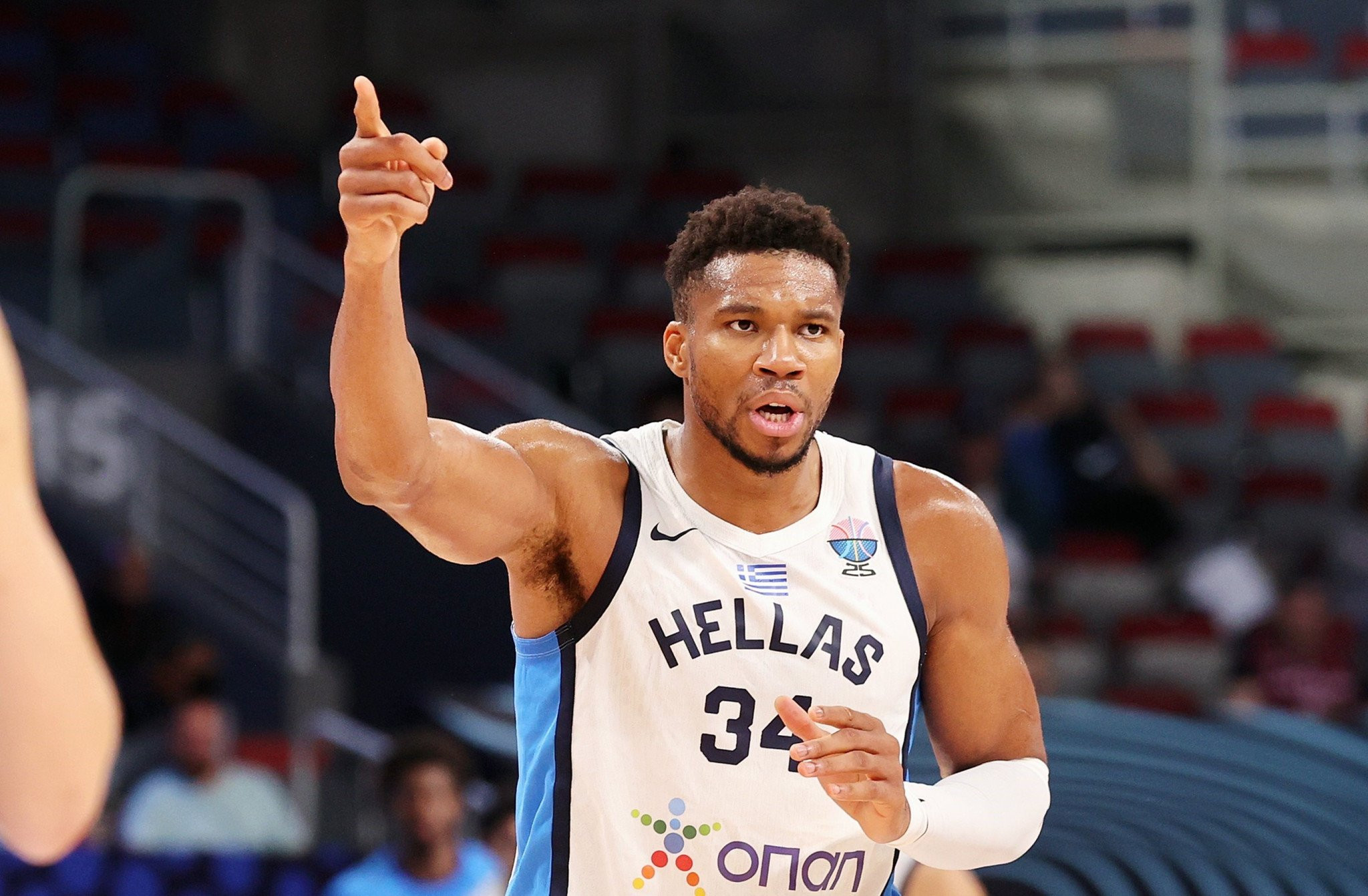 Η Εθνική προκρίθηκε με τον τρόπο της και τη μαγκιά της