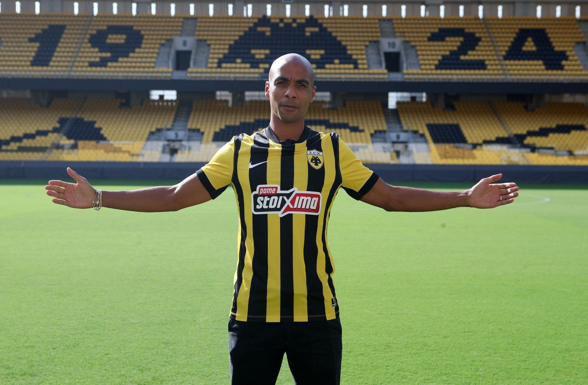 Ο πρόεδρος της Μπεσίκτας αποκάλυψε το deal με την ΑΕΚ για τον Ζοάο Μάριο