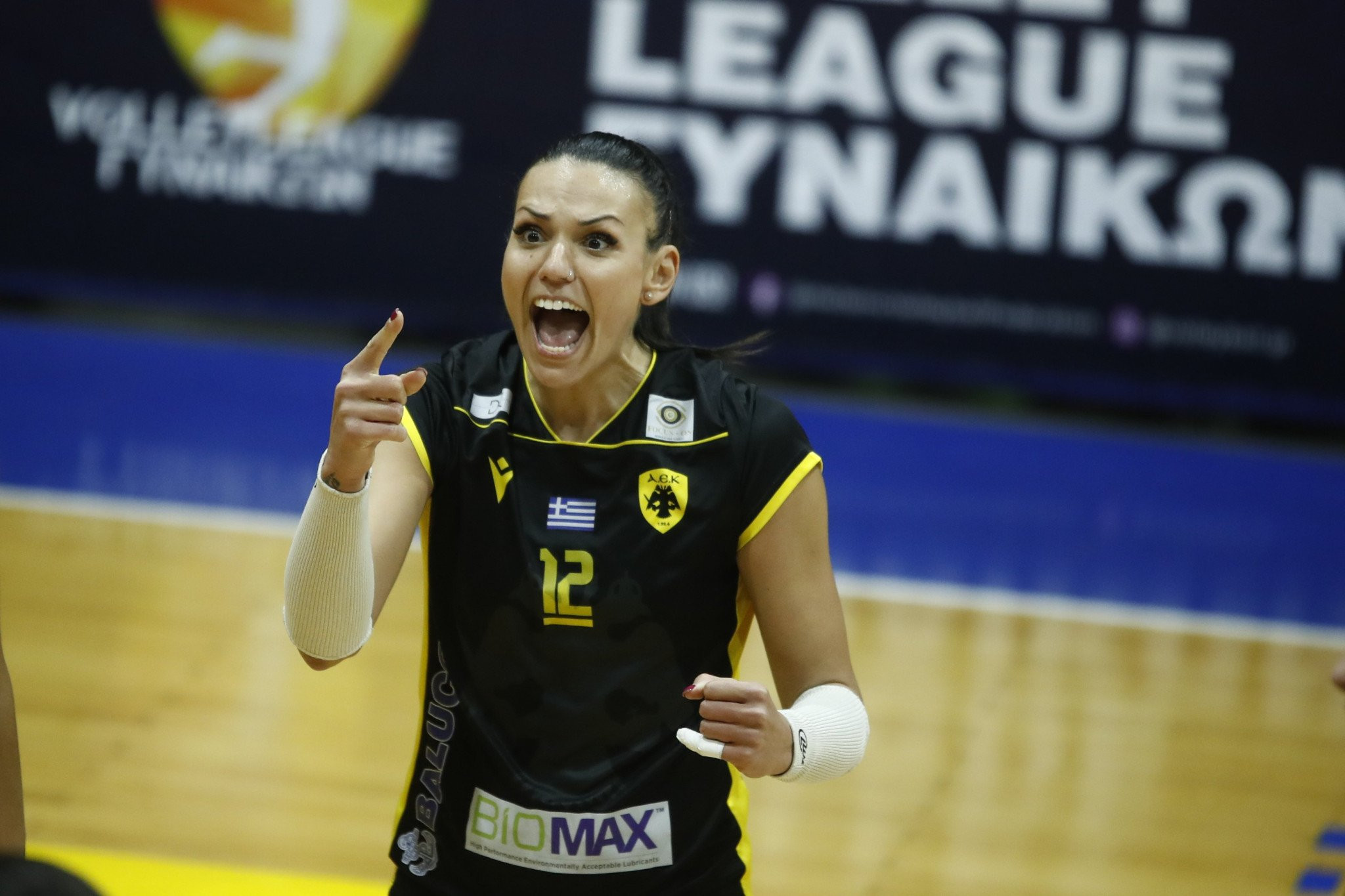 Σοκαρισμένη η Χαντάβα: «Νόμιζα ότι ή θα πεθάνουμε από ασφυξία ή θα καούμε ζωντανοί» (video)