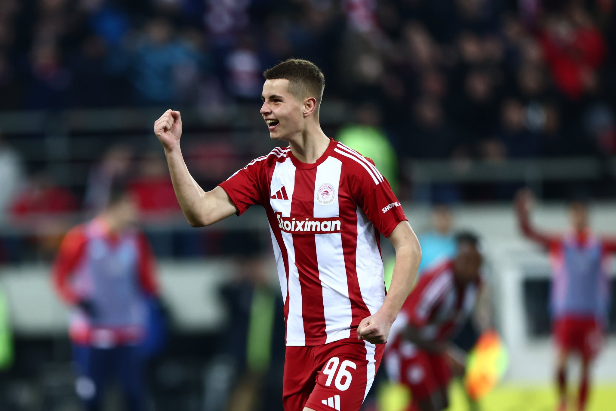 «Η Μπράιτον καλείται να κινηθεί γρήγορα για τον Μουζακίτη πριν εκτοξευθεί η τιμή του»