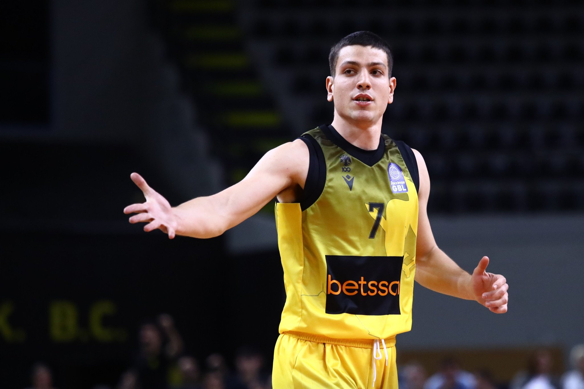 Φλιώνης, Κουζμίνσκας και Σκορδίλης οι αρχηγοί της νέας ΑΕΚ