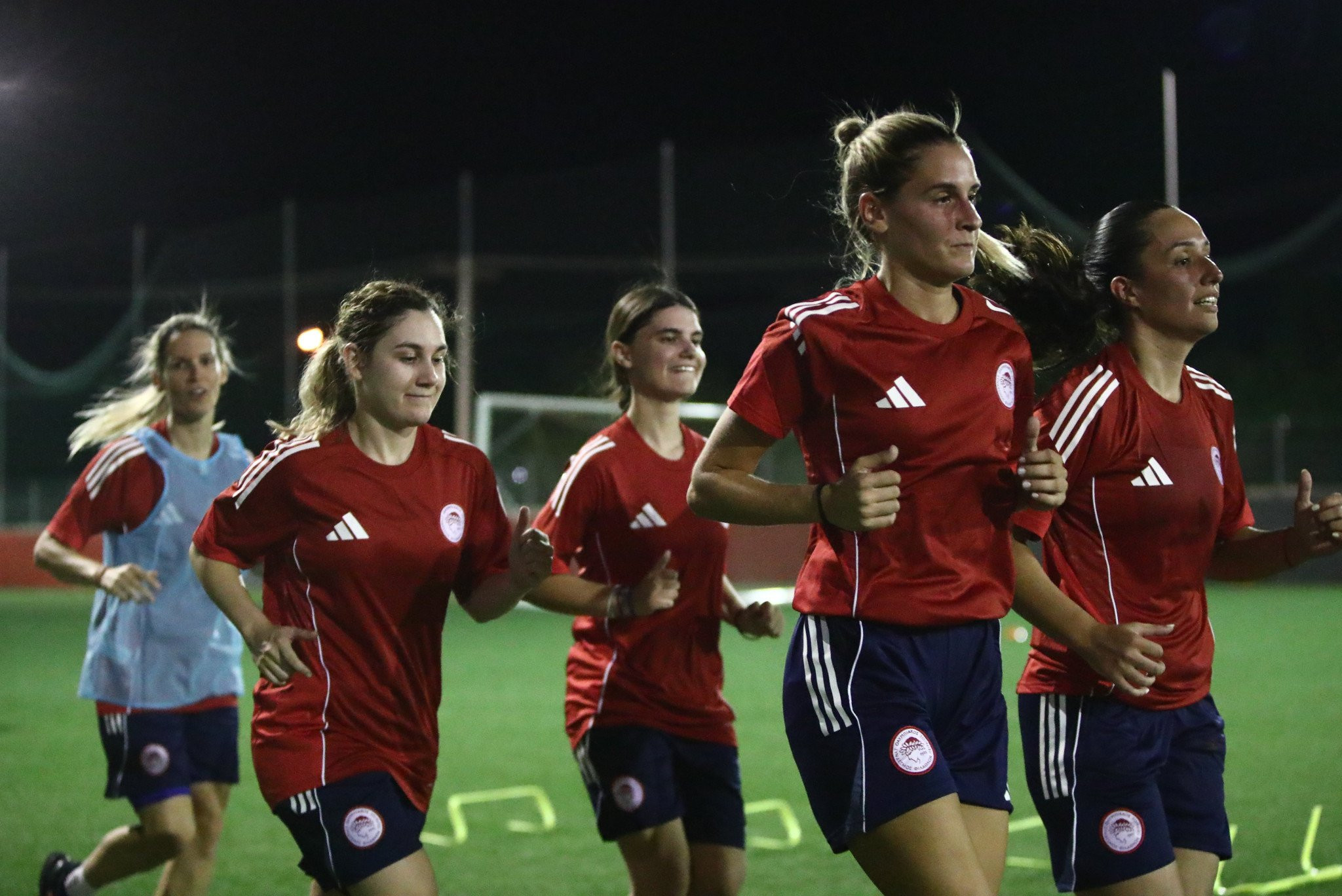 Η γυναικεία ομάδα του Ολυμπιακού ετοιμάζεται για το πρώτο της φιλικό παιχνίδι