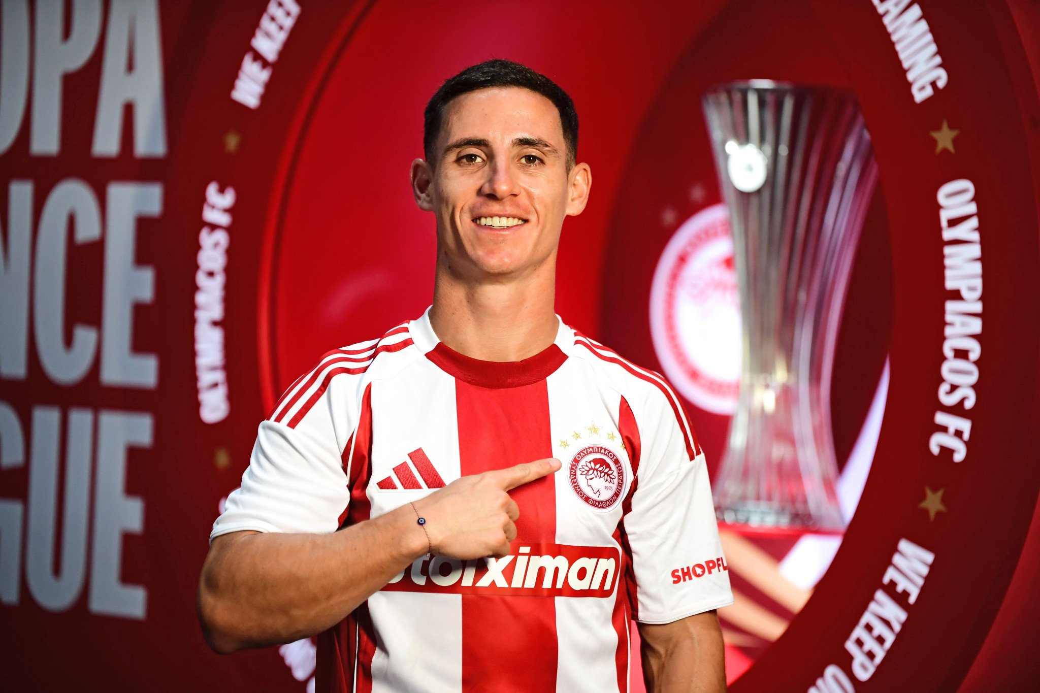 Ποντένσε: «Είμαι ευγνώμων που είμαι εδώ - Θα συνεχίσουμε να ονειρευόμαστε»