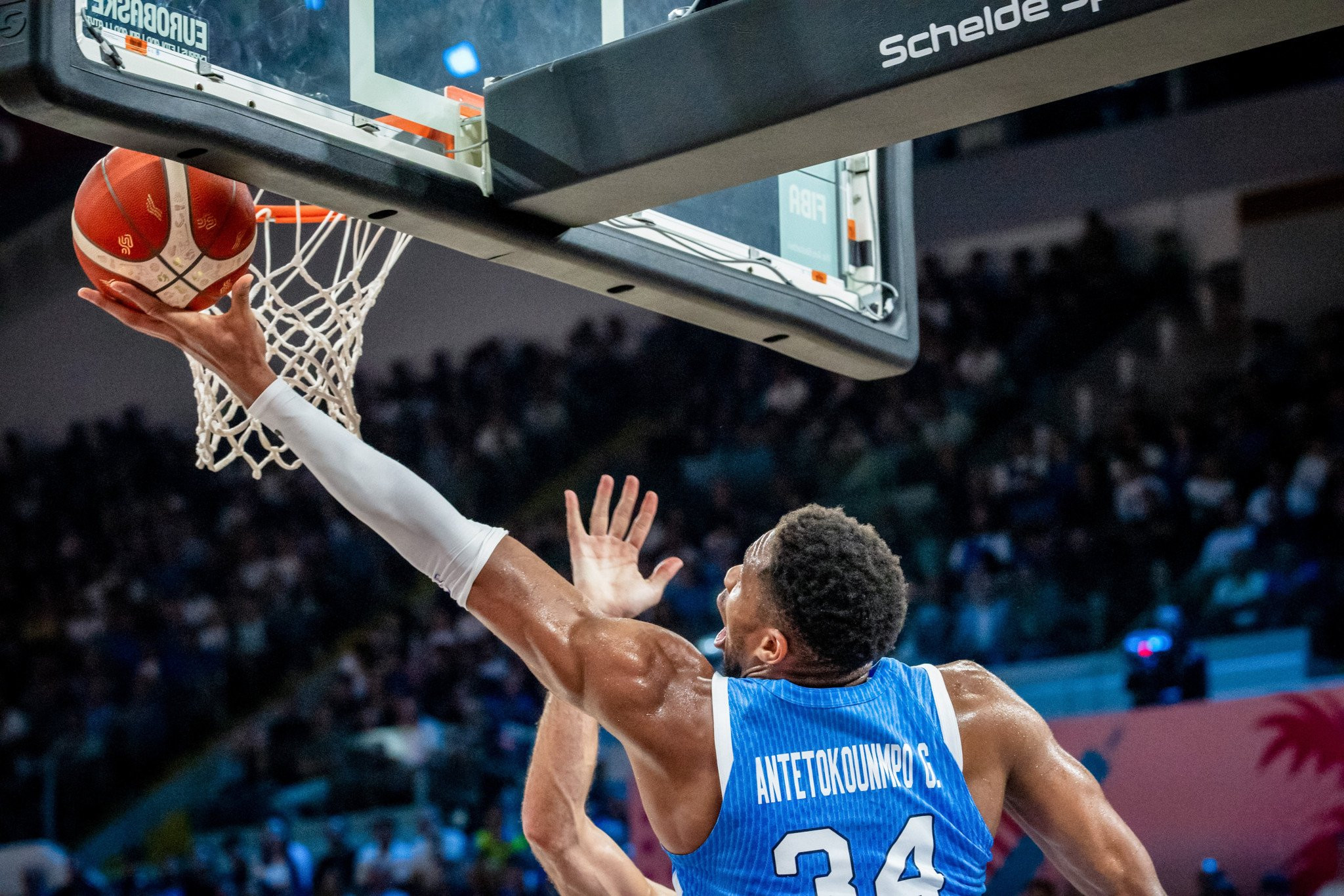 Το μικρό θαύμα της Ελλάδας (και κάτι που άργησε)…