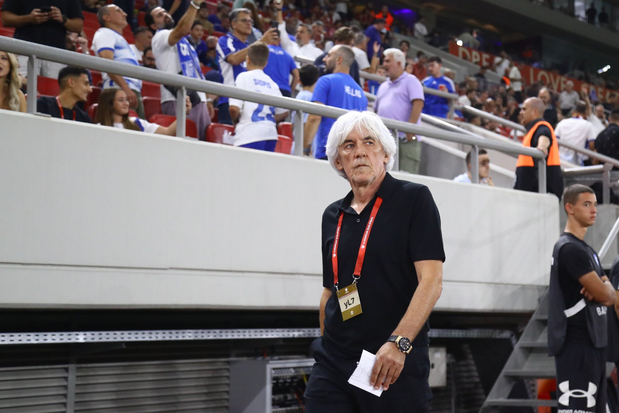 Σείστηκε το «Καραϊσκάκης» για τον Γιοβάνοβιτς