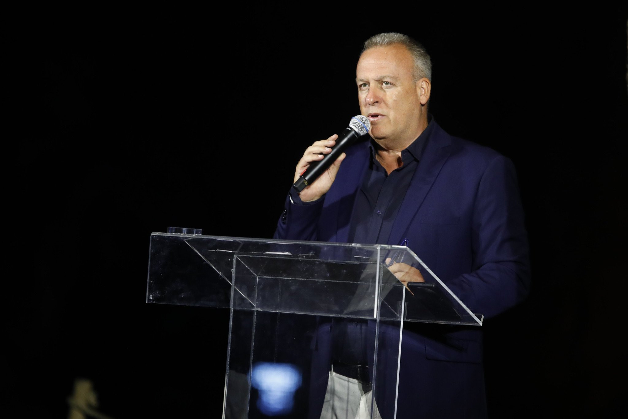 Ταρνατόρος: «Όλα τα γήπεδα θα έχουν τάραφλεξ, LED πινακίδες και οθόνες για video check»