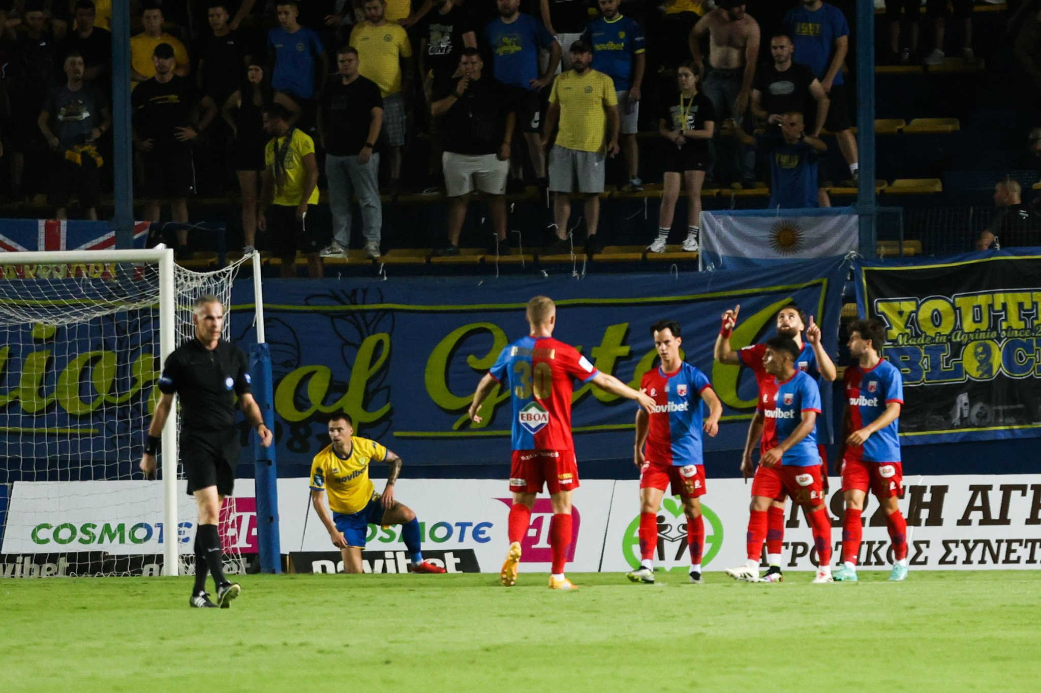 Ο Βόλος «άλωσε» το Αγρίνιο και «έσπασε το ρόδι»