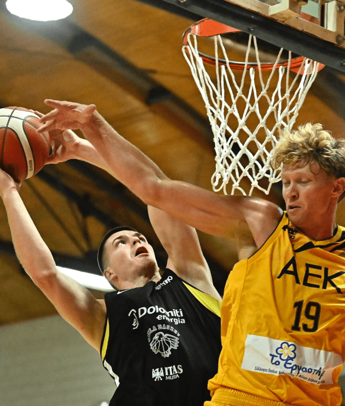 «Λύγισε» από Τρέντο και κούραση η ΑΕΚ