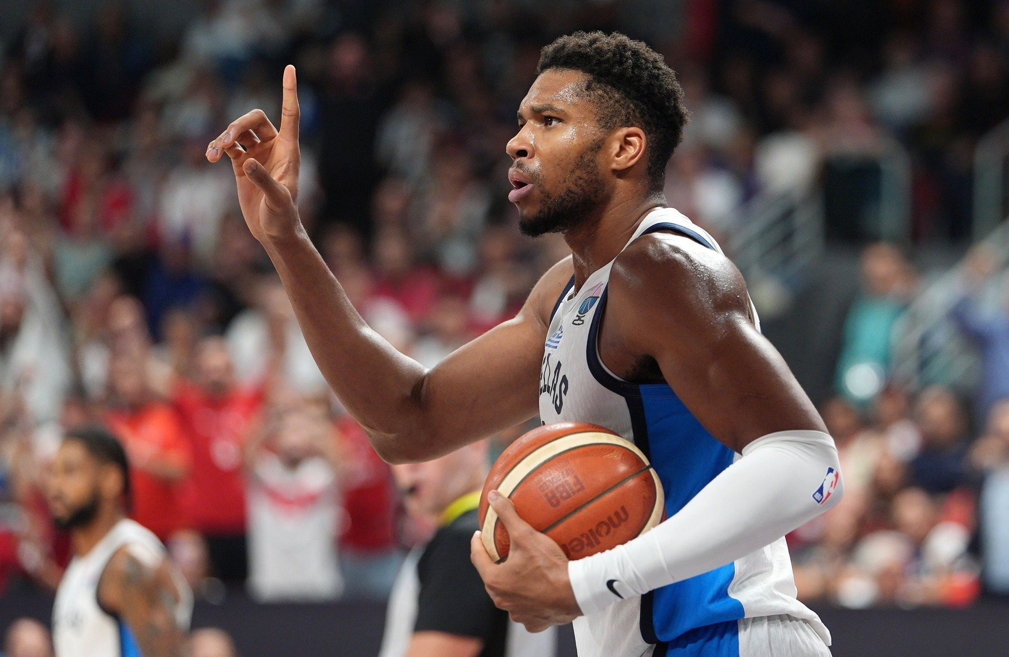 Τέλος σε ένα αδιανόητο σερί 11 αγώνων με 25+ πόντους για τον Γιάννη Αντετοκούνμπο