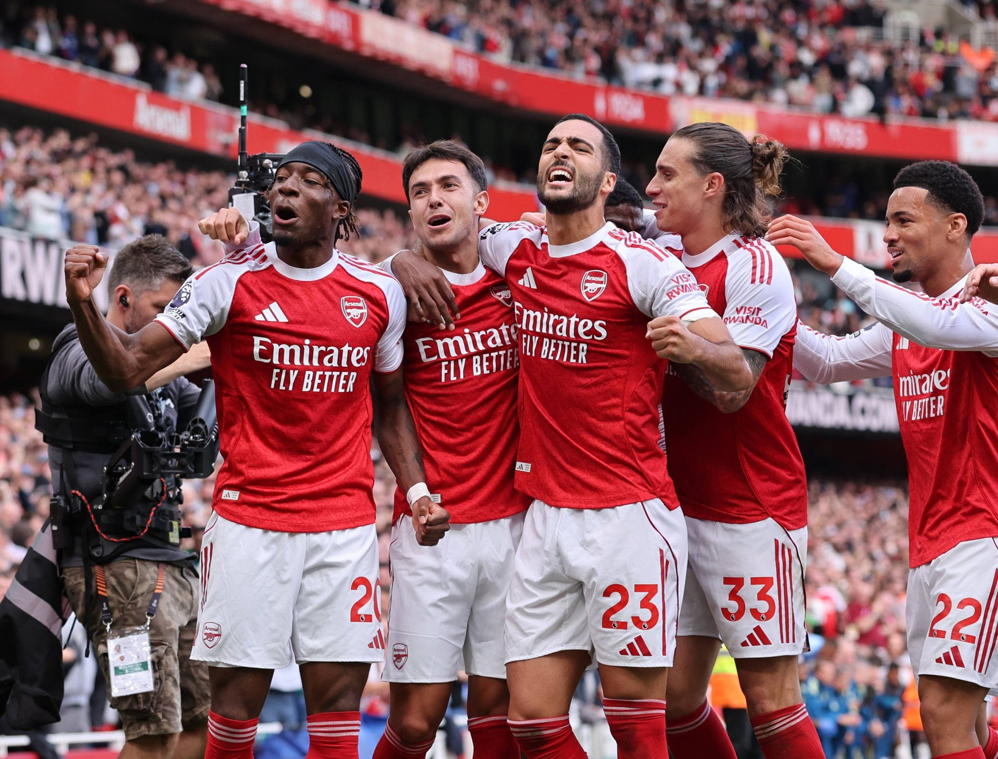 Ειδικά που δεν «σπάνε» σε απόδοση 8.00!