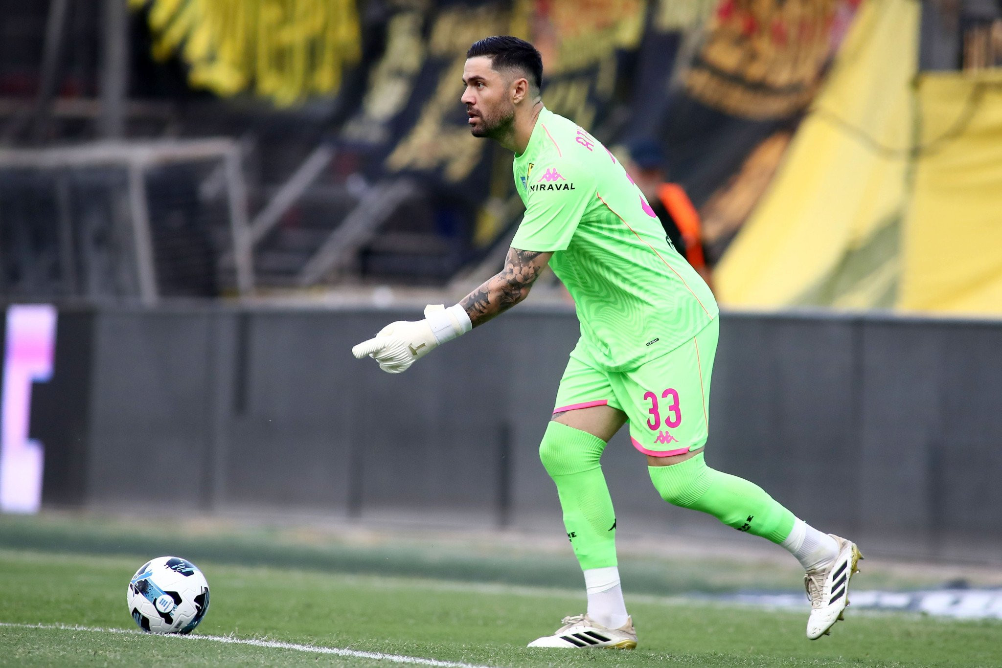 Η απόκτηση του Διούδη φέρνει έντονο ανταγωνισμό στη θέση «1»