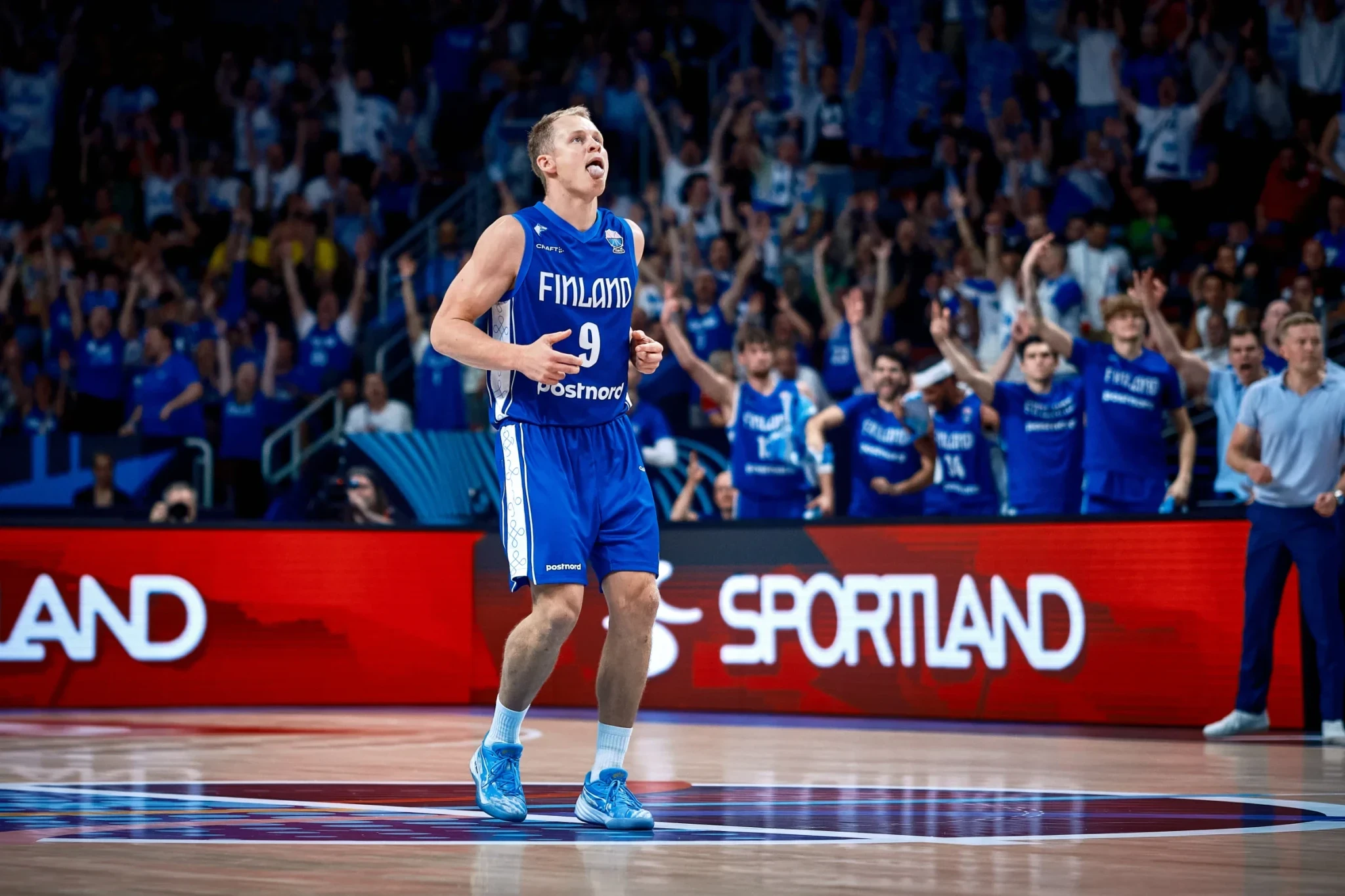 Ο Σάσου Σαλίν στο Athletiko: «Ήλπιζα να σουτάρει ο Βάλτονεν - Κανείς δεν μας πίστευε»