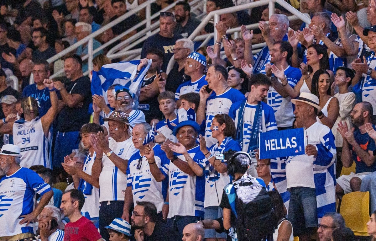 Αναχώρησαν τα ελληνικά τσάρτερ από Αθήνα και Θεσσαλονίκη για Ρίγα (video)