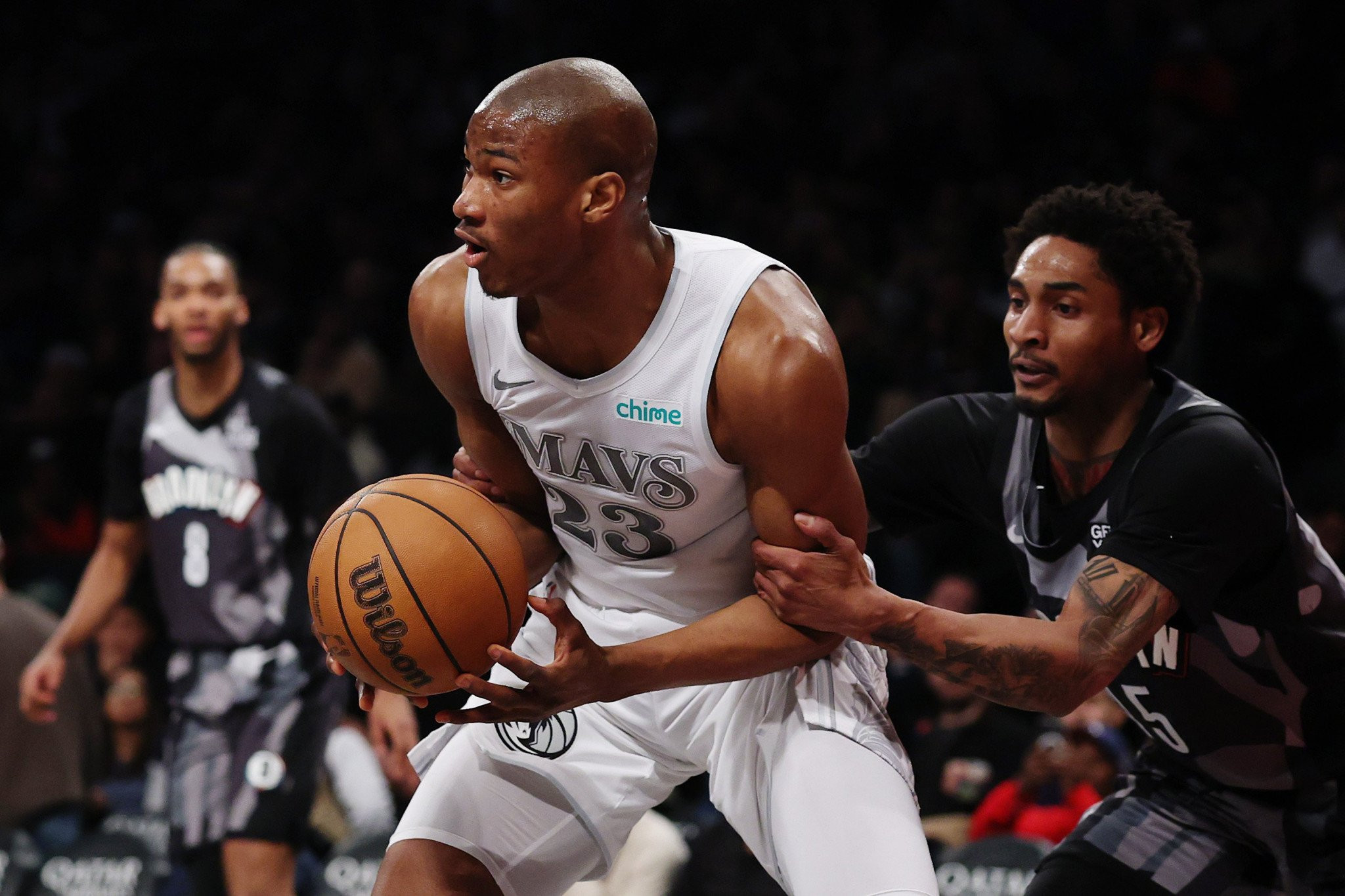 Η Εφές ετοιμάζεται να ολοκληρώσει τη «βόμβα» με τον Κάι Τζόουνς