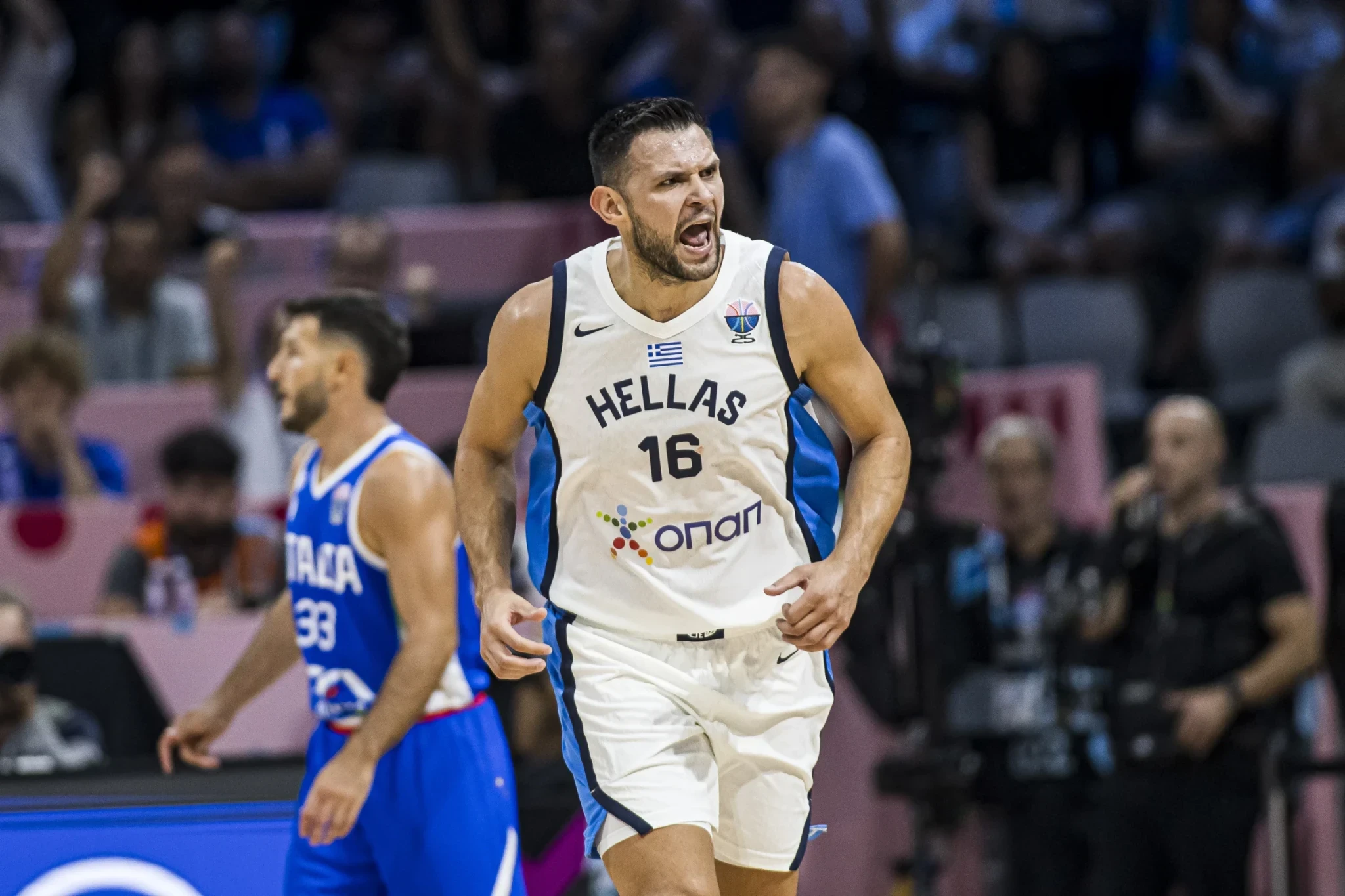 Γράφει ιστορία ο Παπανικολάου: «Έπιασε» τον Γκάλη και βρίσκεται στη 10άδα των κορυφαίων σε συμμετοχές στην Εθνική