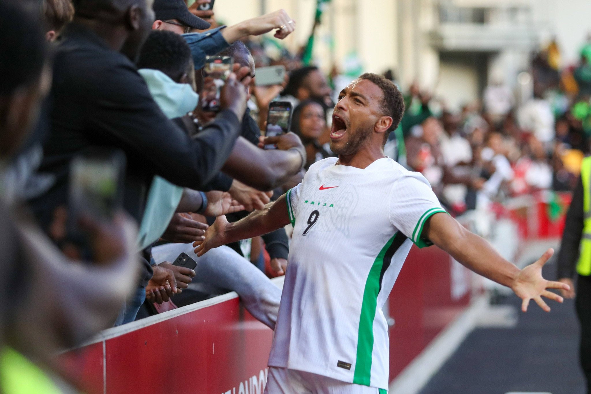 Ο λόγος που ο Σίριλ Ντέσερς έμεινε εκτός αποστολής για την Νιγηρία