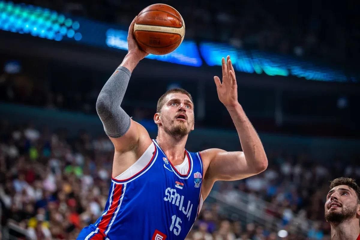 Τι ώρες θα δούμε σήμερα τα πρώτα ματς των «16» του Eurobasket 2025