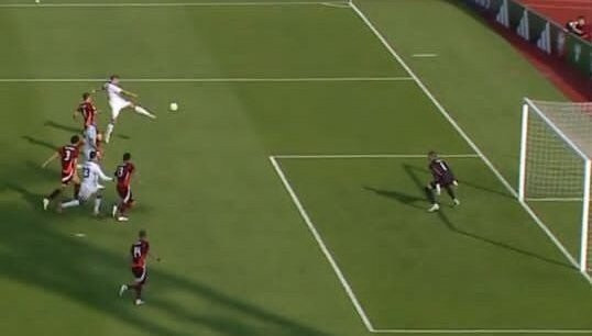 To τρομερό γκολ του Λούκα Γιόβιτς που ακυρώθηκε για οφσάιντ στο Λετονία-Σερβία (video)