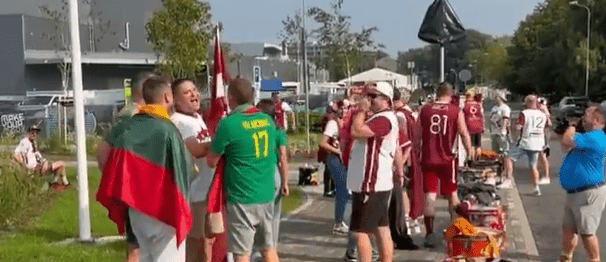 Απίστευτο κλίμα ανάμεσα στους φίλους της Λιθουανίας και της Λετονίας έξω από το γήπεδο (videos)