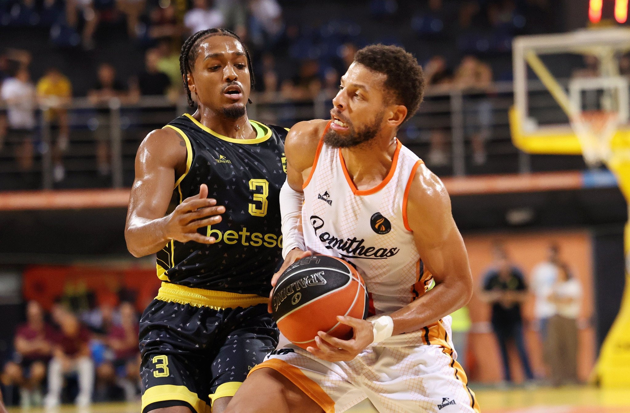 Ήττα για τον Άρη από τον Προμηθέα σε φιλικό παιχνίδι - Βραβεύτηκε ο Γκάλης