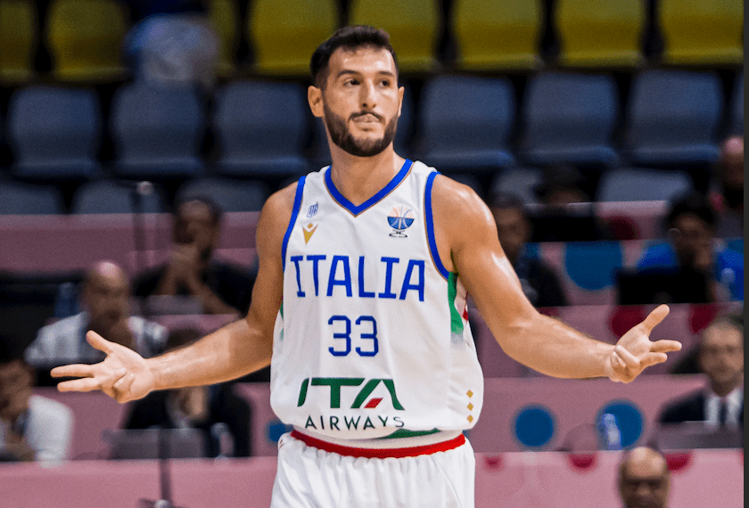 Ο Μάρκο Σπίσου στο Athletiko για τον Πολονάρα: «Παίζουμε με 'εξάδα' γιατί είναι πάντα μαζί μας»