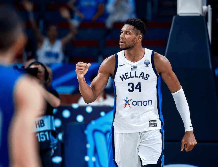 Ο Γιάννης Αντετοκούνμπο στην κορυφαία πεντάδα του Eurobasket