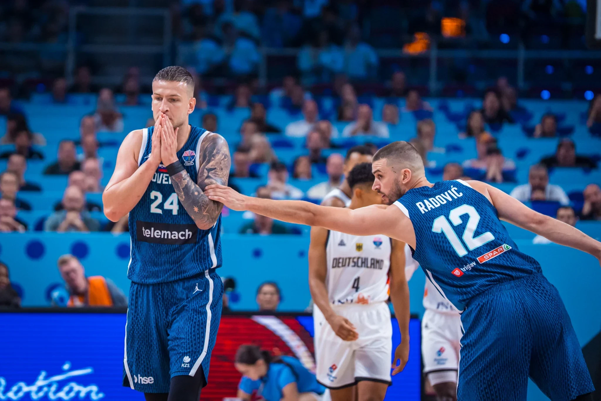 Όμιτς: «Από τους 99 πόντους έβαλαν τους 40 με βολές»