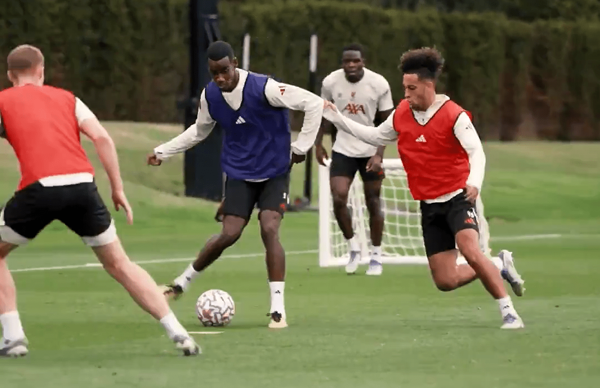 Ο Ίσακ έκανε την πρώτη του προπόνηση με την Λίβερπουλ και σκόραρε με το... καλησπέρα (video)